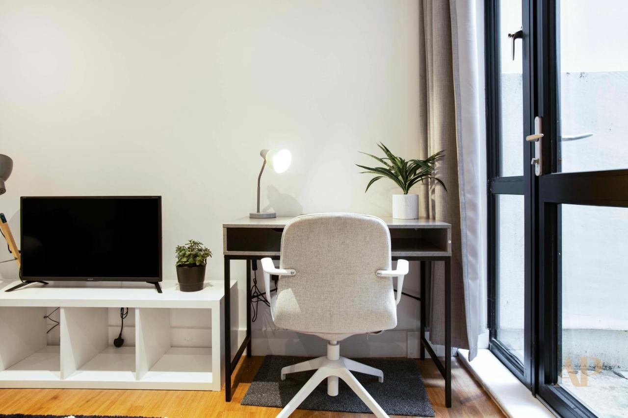 Apartamento Spacious Lower Ground Studio With Private Patio Near Warren Street