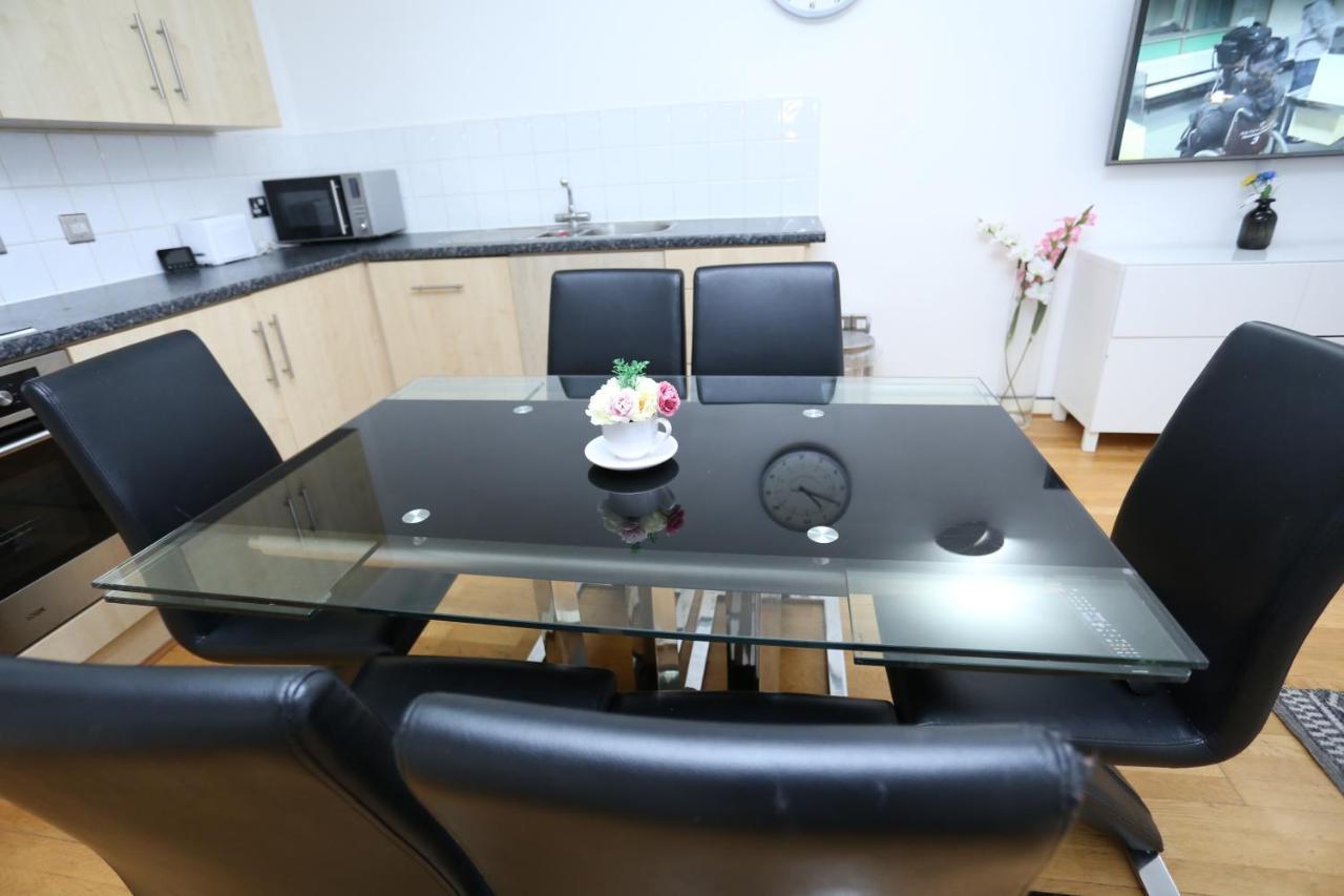 Appartement Gorgeous 2 Bedroom 2 Bathroom Woolwich *