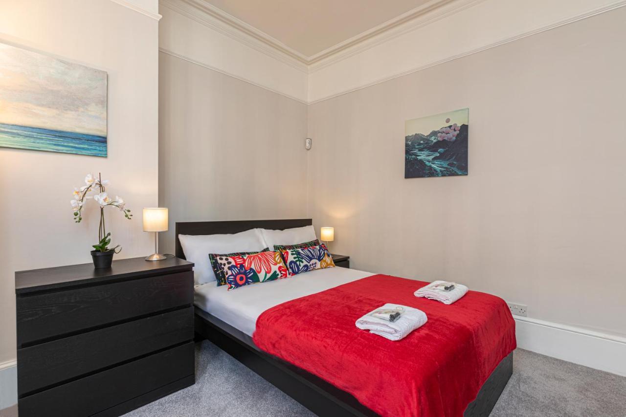 Apartment Saint Paul's