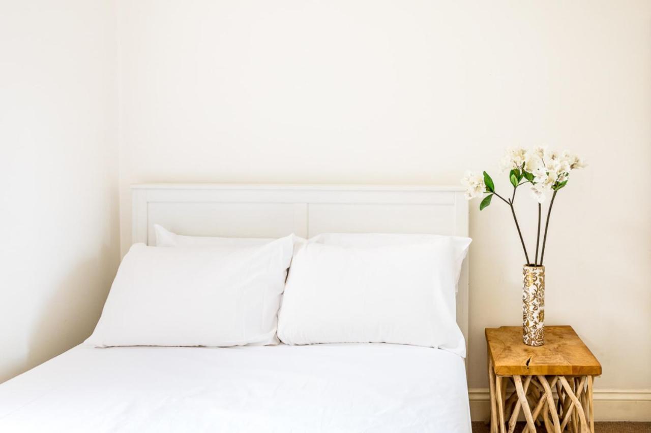 Bright And Spacious Notting Hill Nest Apartment London