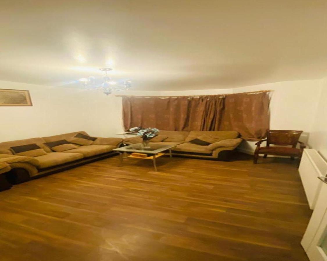 Double Room London Wembley For Rent Séjour chez l'habitant Londres