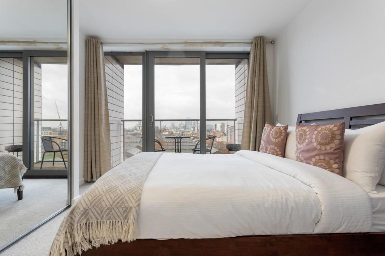 Modern 1 Bedroom Near Canary Wharf With Balcony Londres
