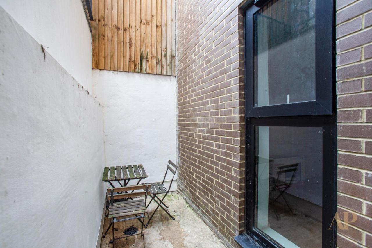 Apartamento Spacious Lower Ground Studio With Private Patio Near Warren Street *