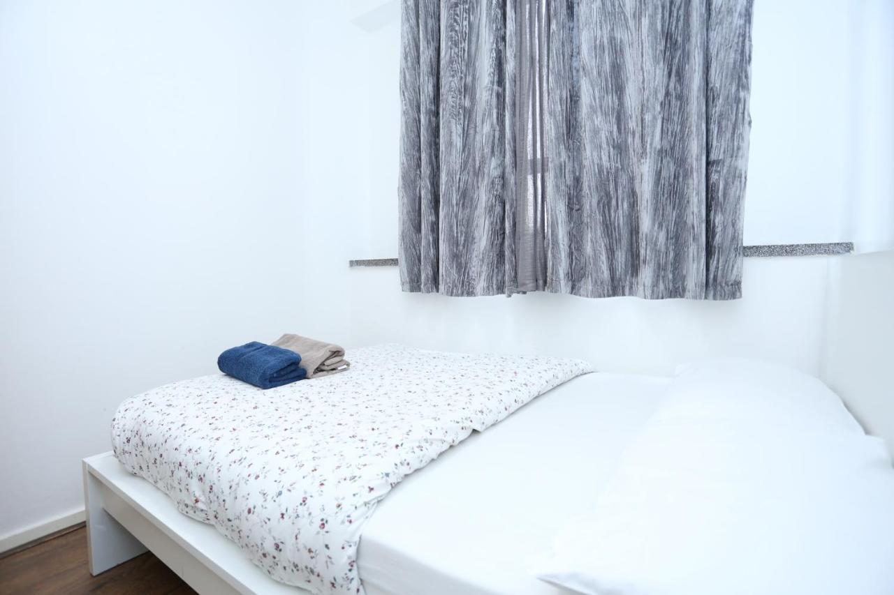 Gorgeous 2 Bedroom 2 Bathroom Woolwich Appartement *
