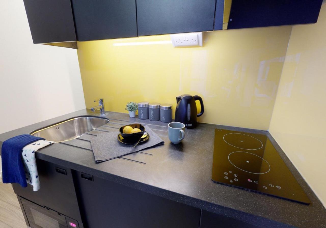 Apartment Trendy At Iq Hammersmith In *