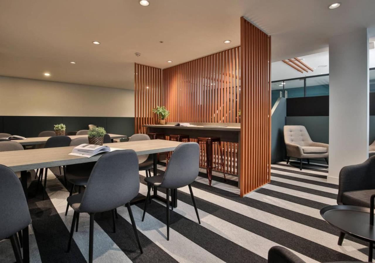 Apartment Trendy At Iq Hammersmith In *