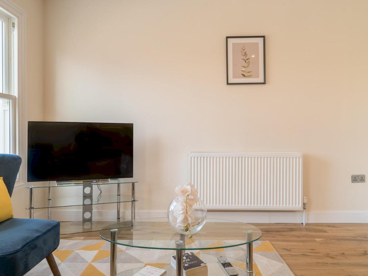 Apartamento Pass The Keys Renovated Victorian In Ealing *