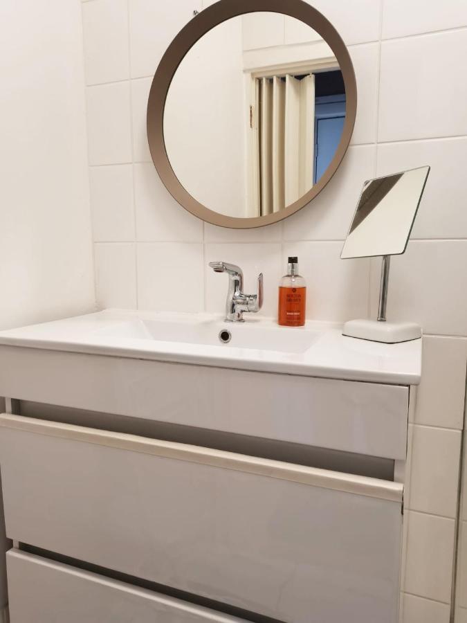 Charming Town Studio Flat, Tower Bridge * Londres