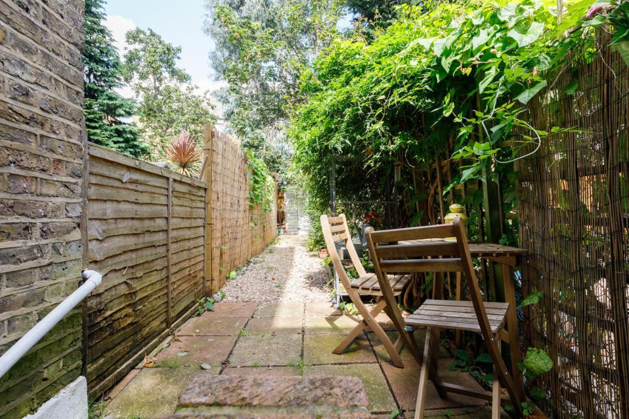 Colourful, 1-bedroom Victorian Flat With Garden