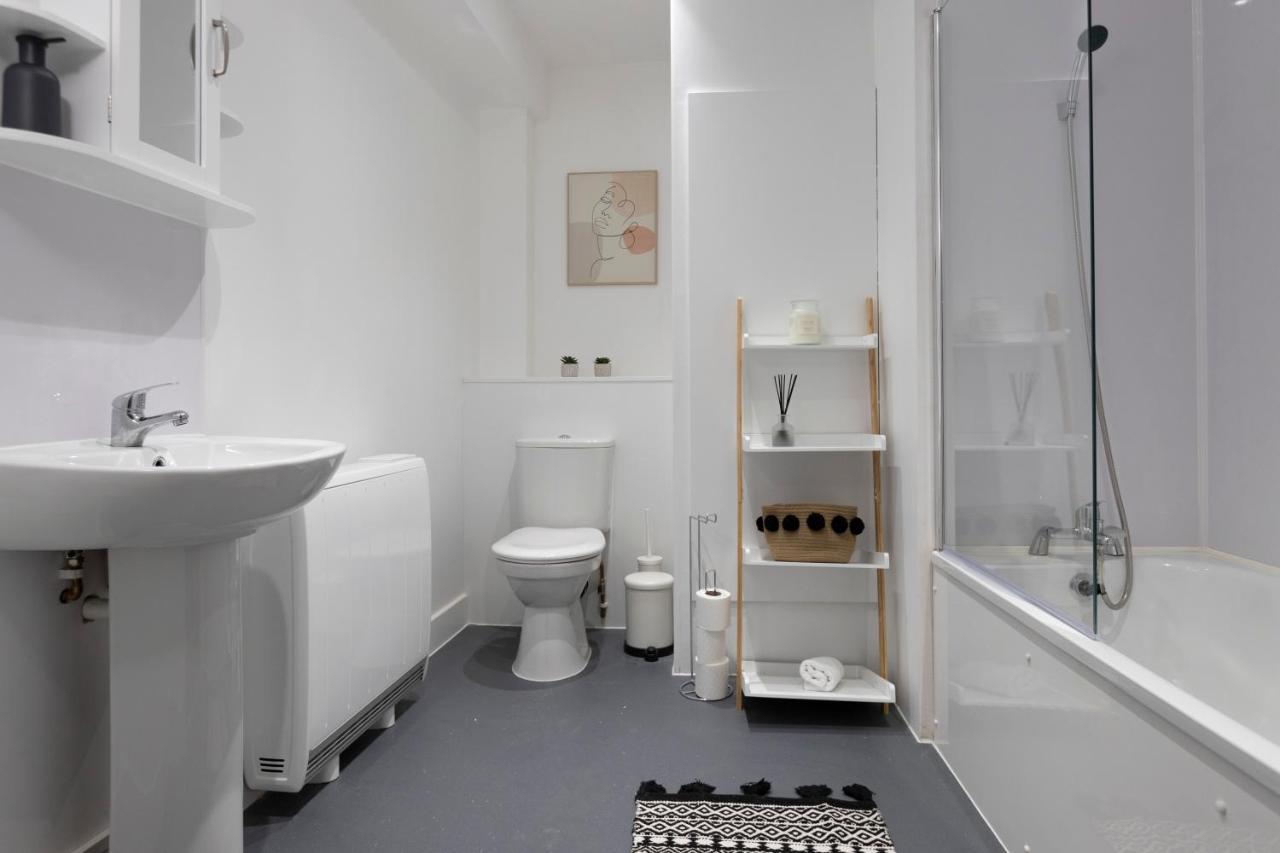 Apartment Lovely In Aldgate East 1