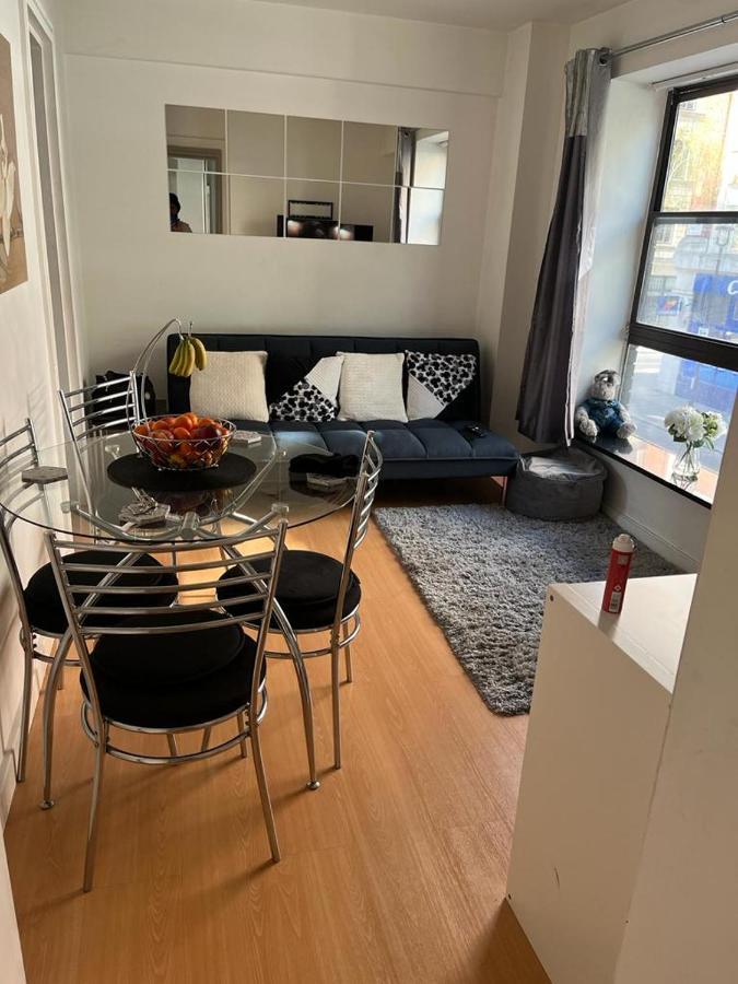 Stunning Oxford Street Furnished Apartamento *