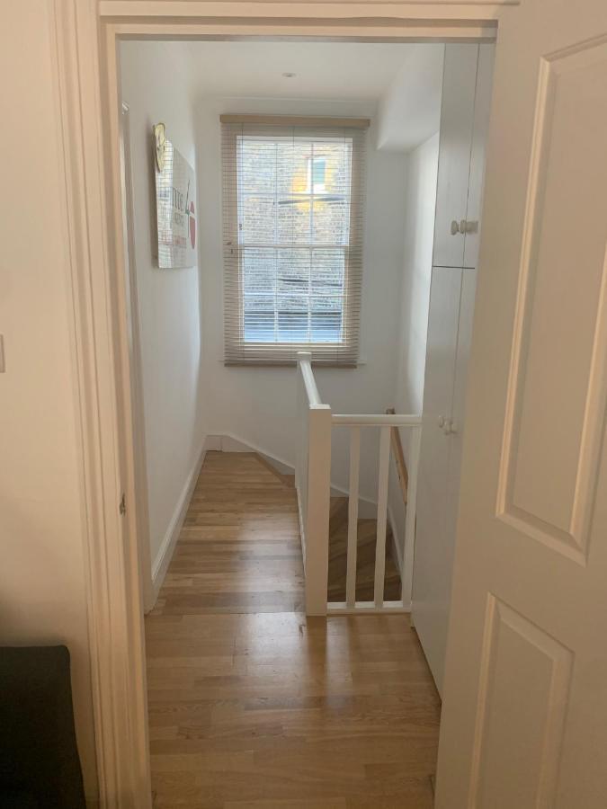 Beautiful One Bedroom Flat In The Heart Of Notting Hill Gate *