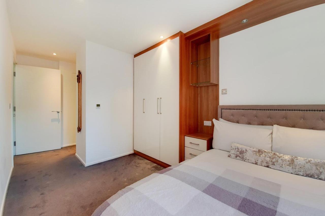 Appartement Free Parking - Two Bed By Docklands