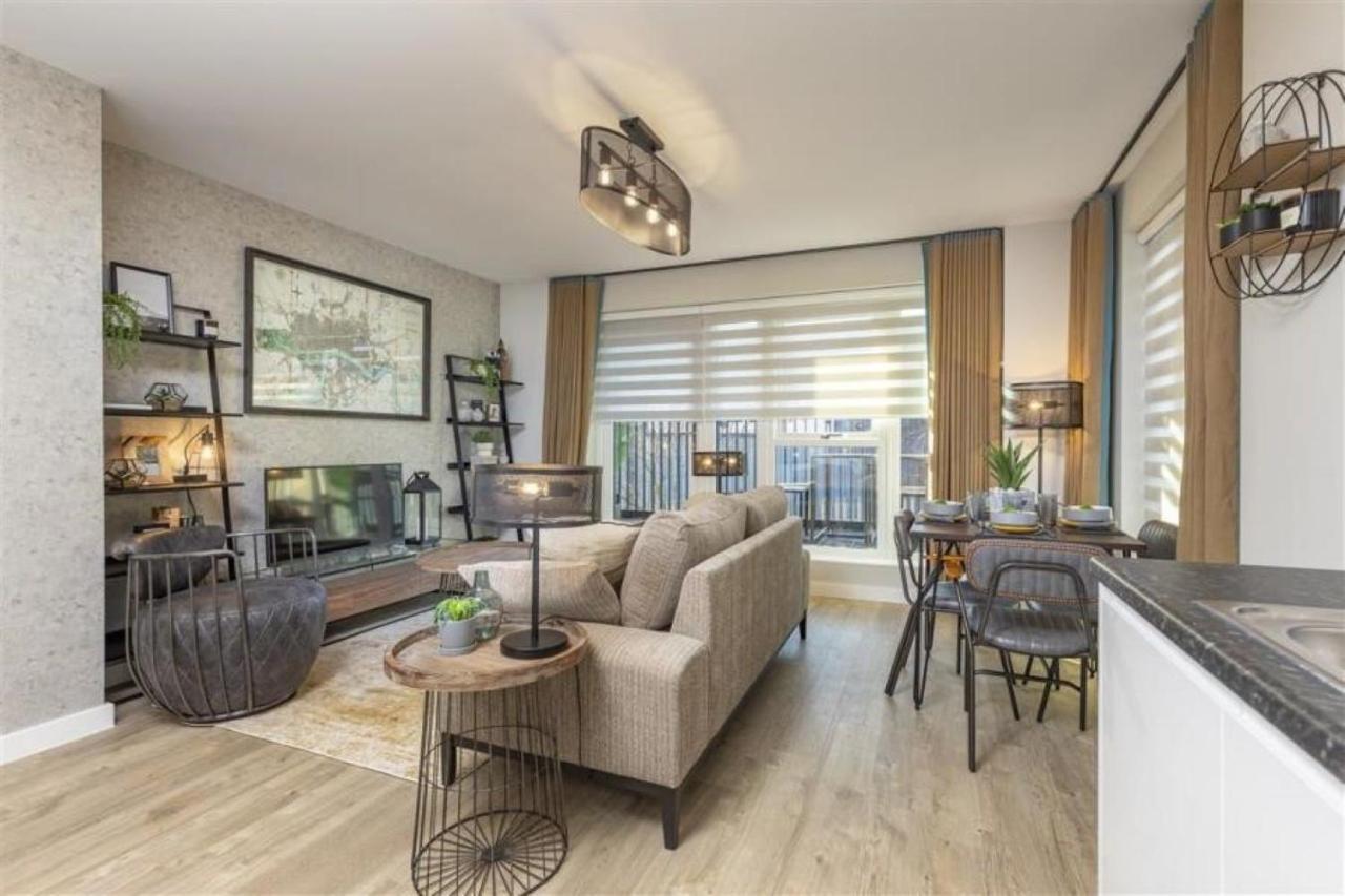 Newly Built Luxury 2 Bed Apartment!!! Londres