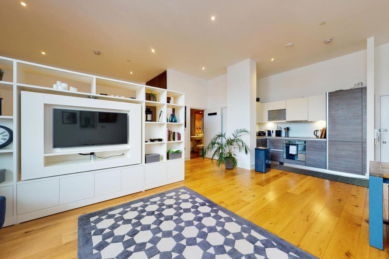 Luxury Spacious 1 Bed Loft In Claphambrixton Area Londres
