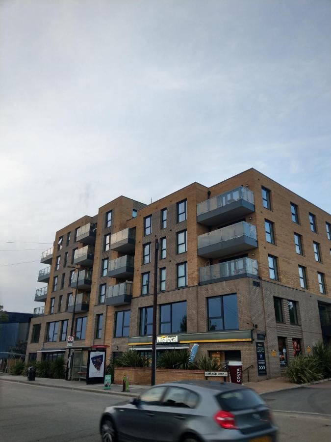 Apartamento Newly Built Luxury 2 Bed Apartment!!!