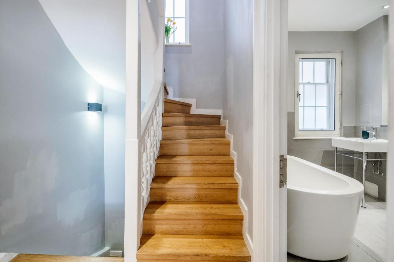 Covent Garden Penthouse For 8 * Londen