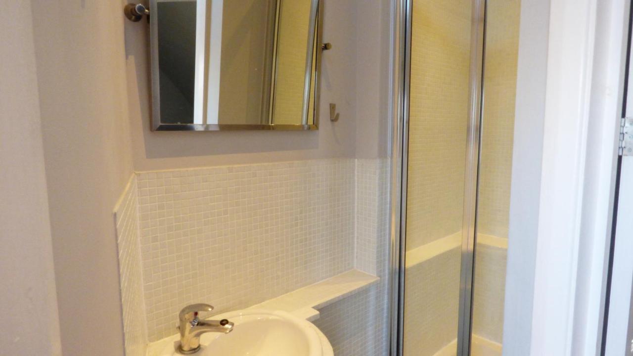 Trendy 2 Bedroom In Vibrant Shoreditch, Zone 1 Free Wifi - Sleeps 4+2 *