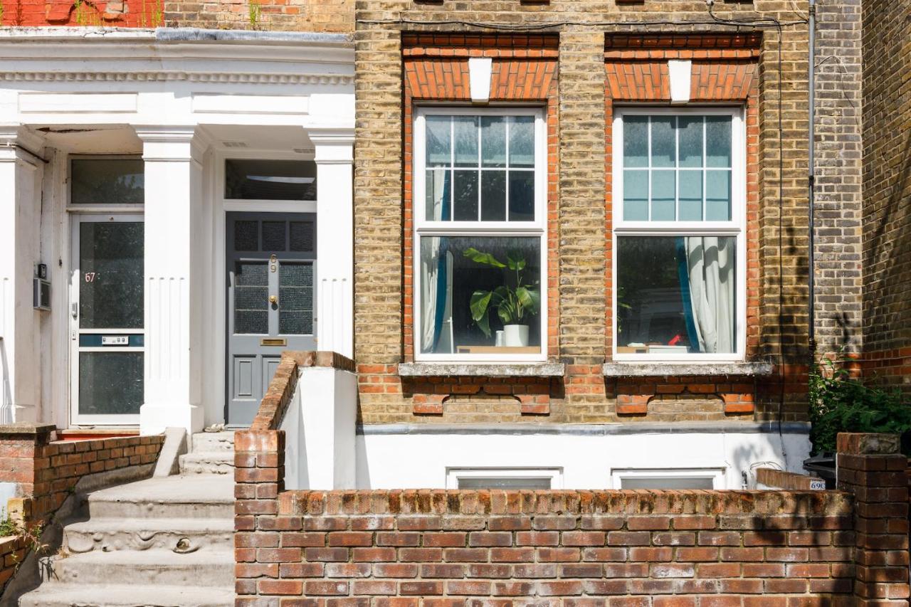 Colourful, 1-bedroom Victorian Flat With Garden Apartamento Londres