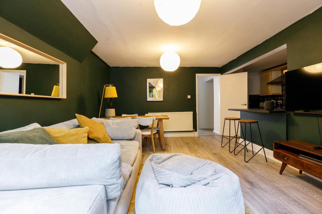 Colourful, 1-bedroom Victorian Flat With Garden Apartamento *