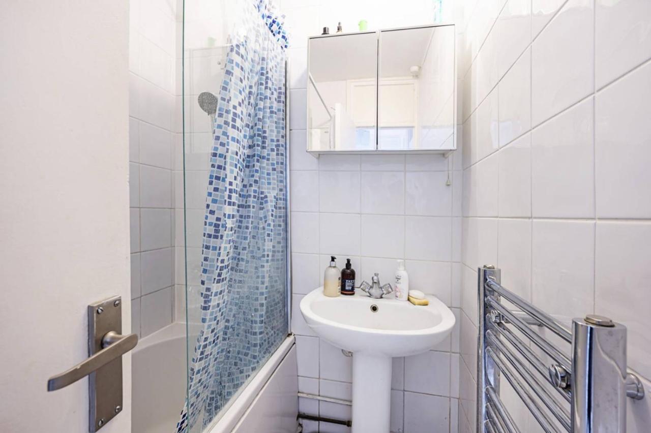 1-double Bedroom Aparment In Appartement