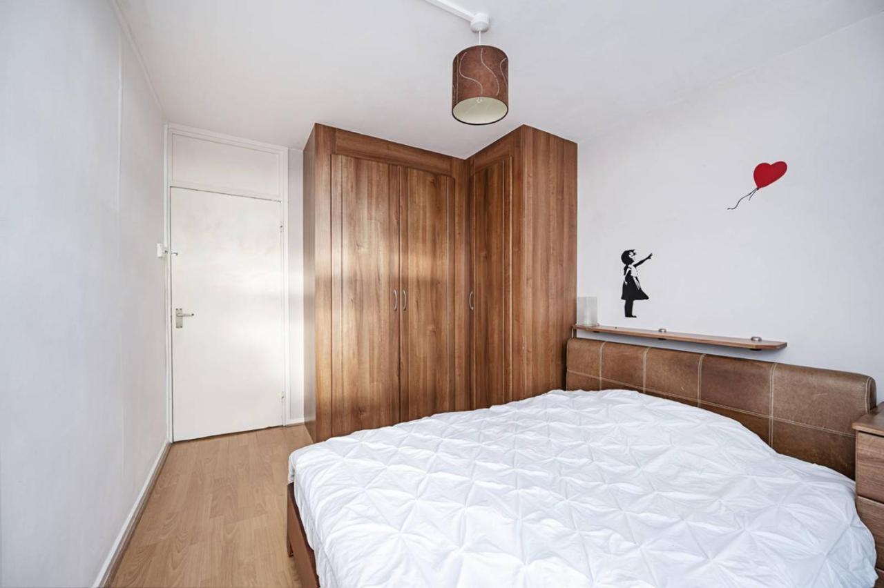 Appartement 1-double Bedroom Aparment In *