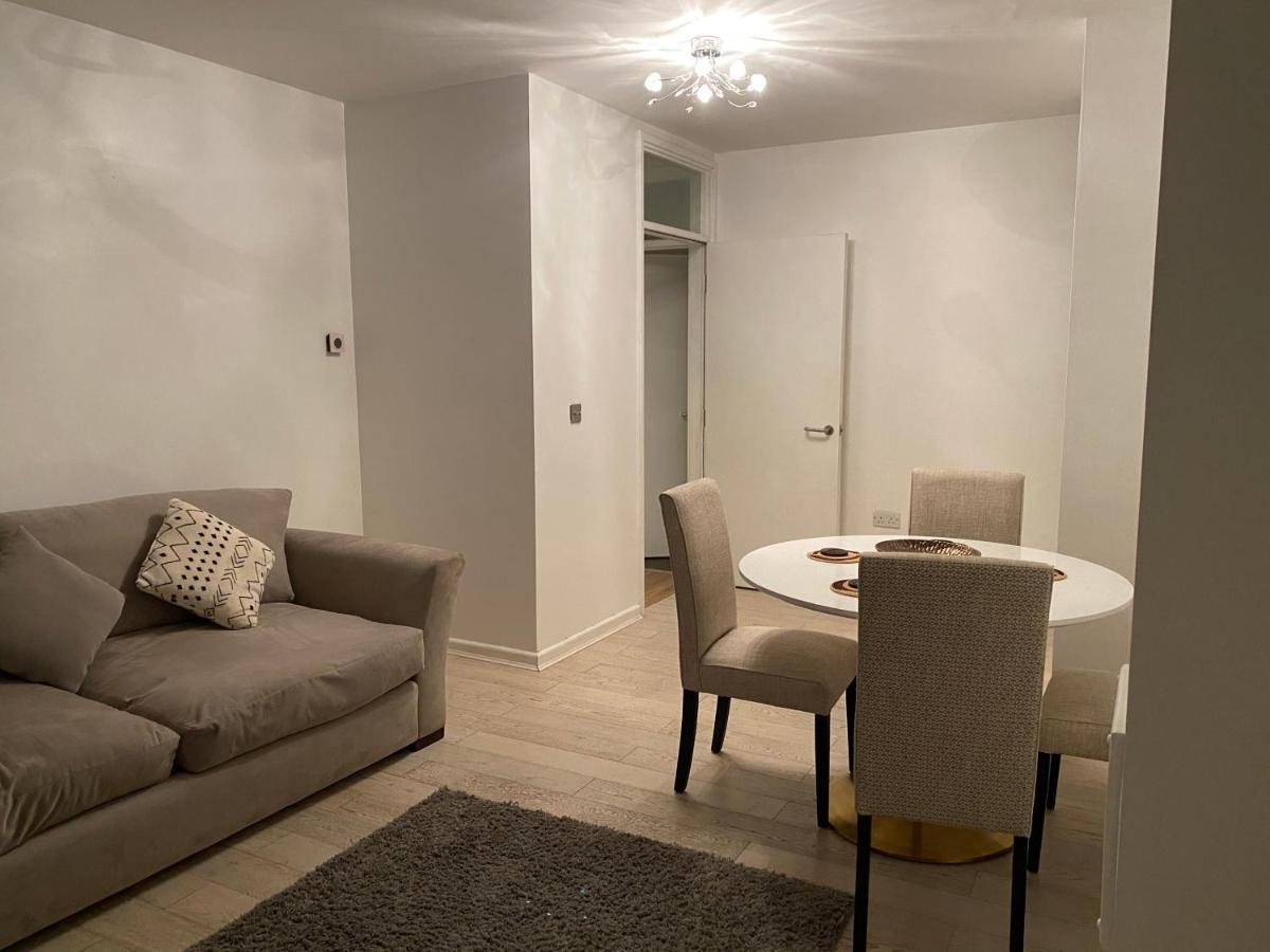 Lovely 2bed In Location Apartamento *