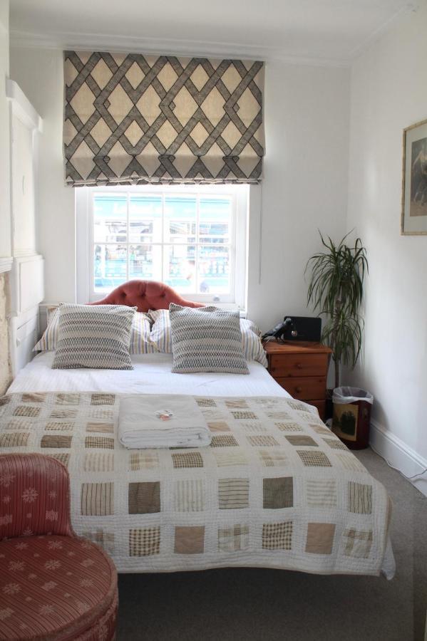 Vintage Styled House Central Camden Apartment London