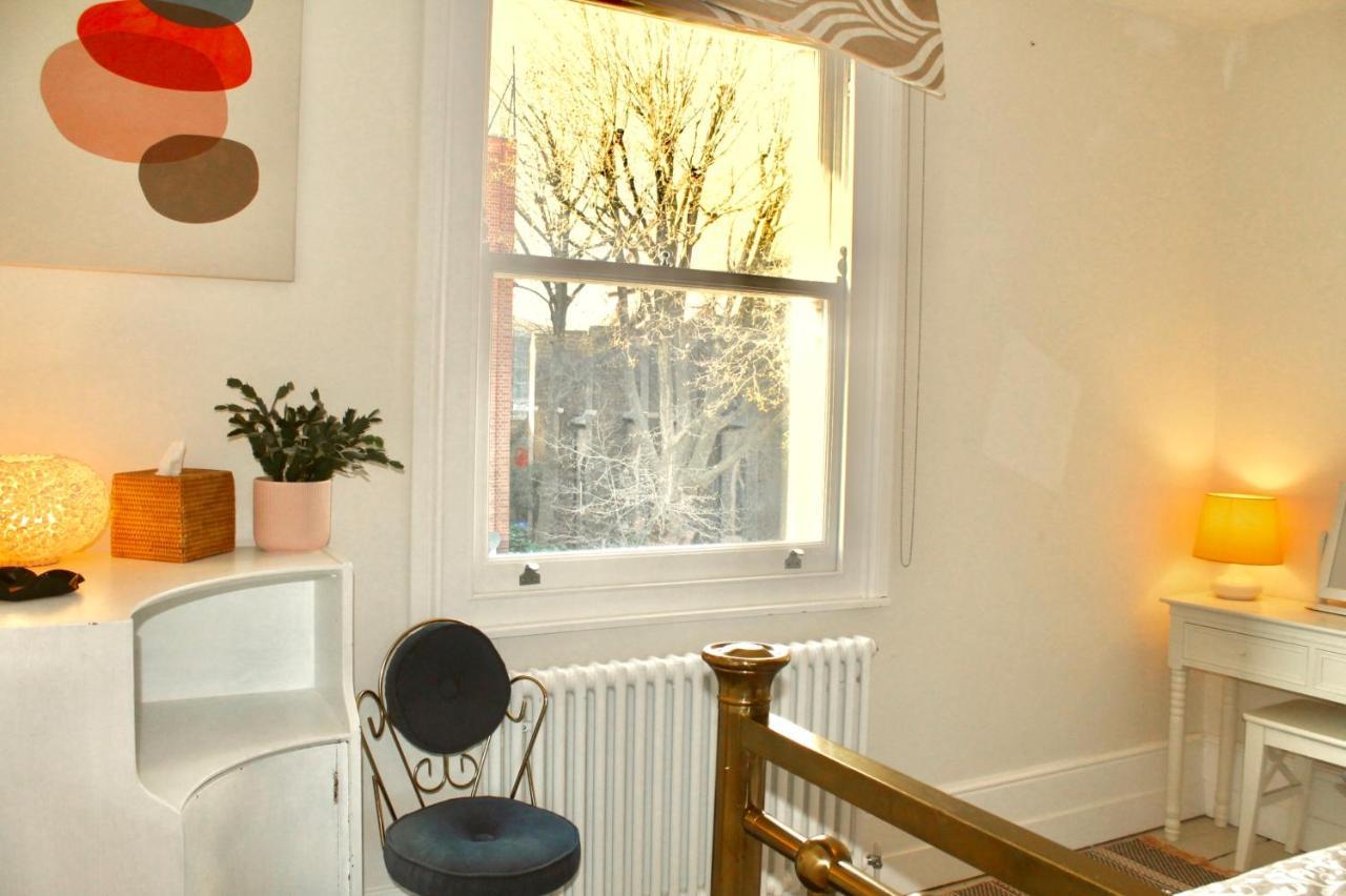 Vintage Styled House Central Camden Apartment London