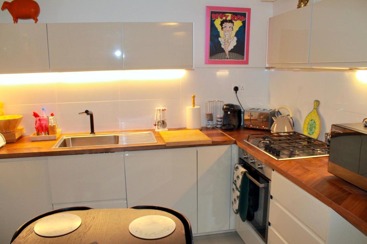Apartment Vintage Styled House Central Camden *