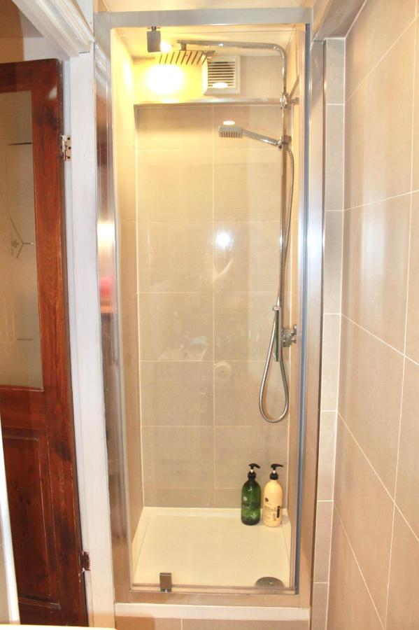 Vintage Styled House Central Camden *