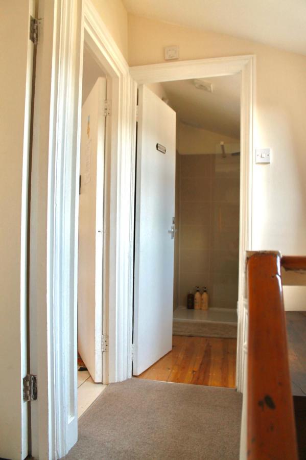 Vintage Styled House Central Camden Apartment London