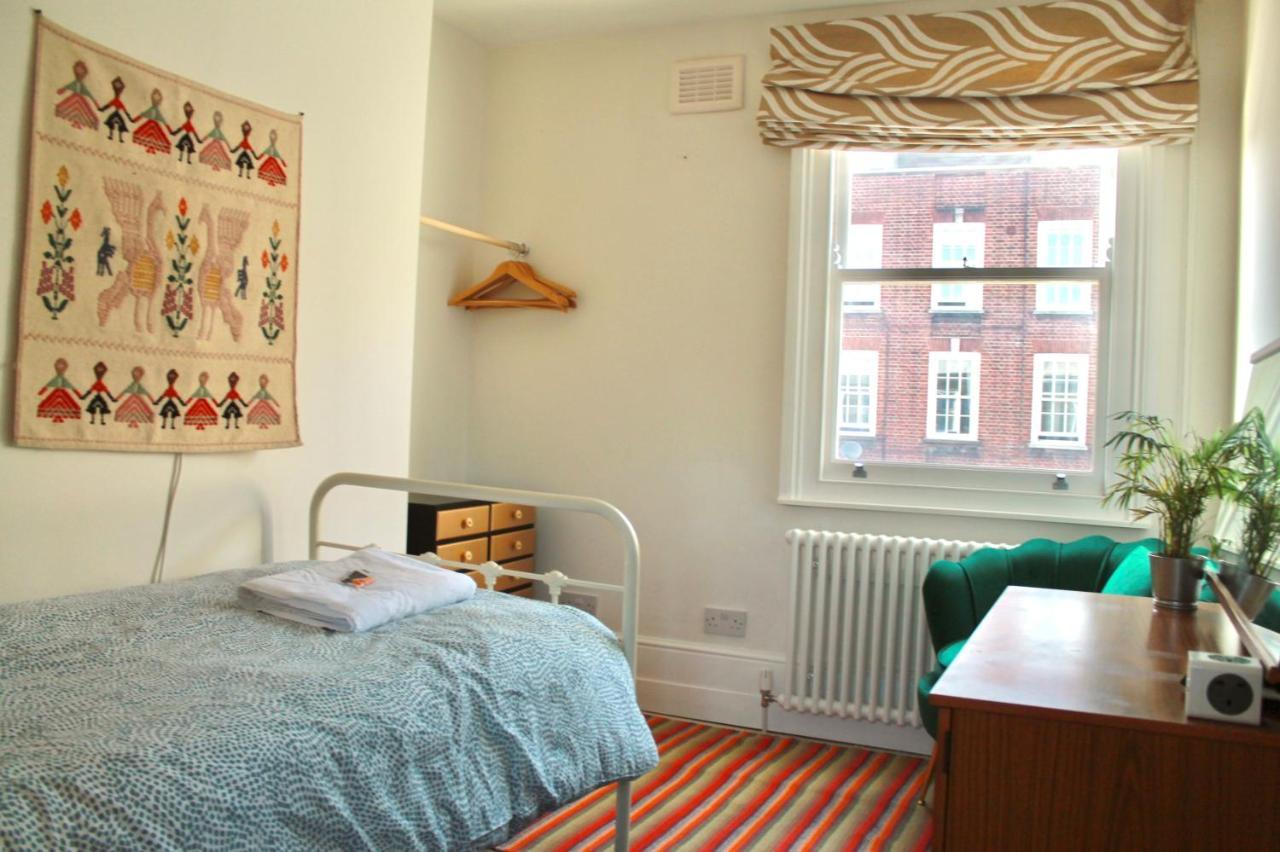 Vintage Styled House Central Camden Apartment *