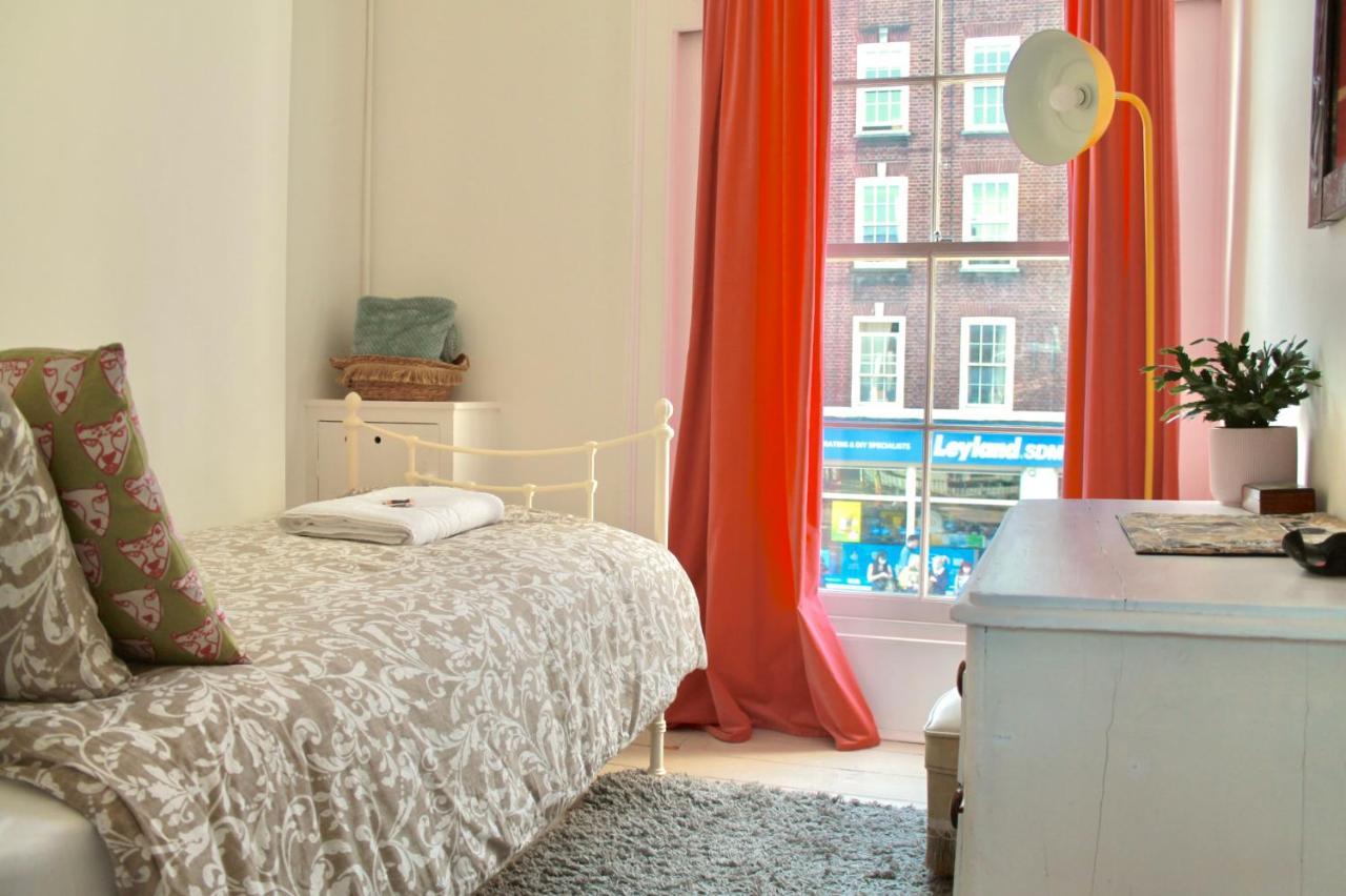 Apartment Vintage Styled House Central Camden