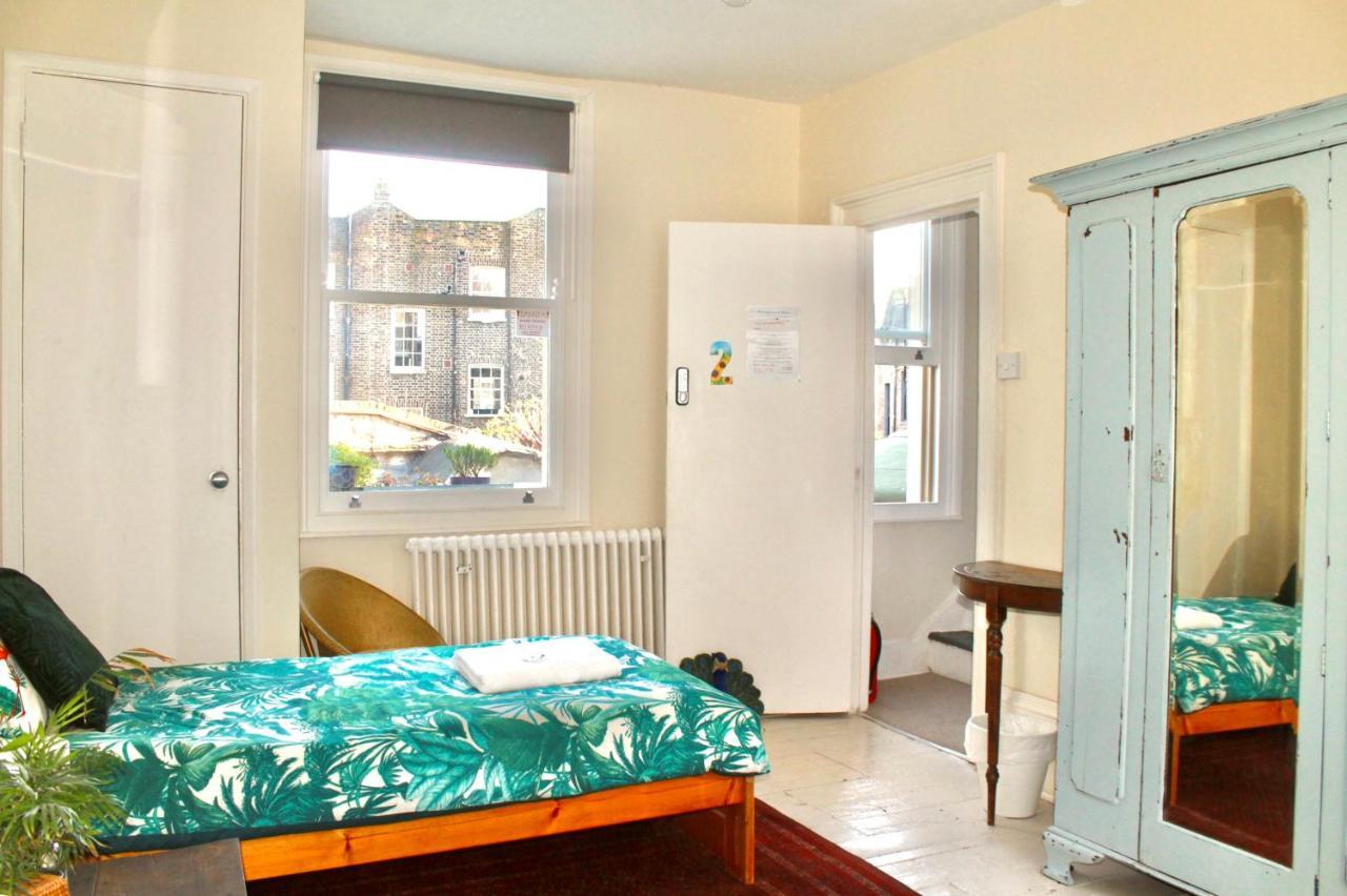 Vintage Styled House Central Camden