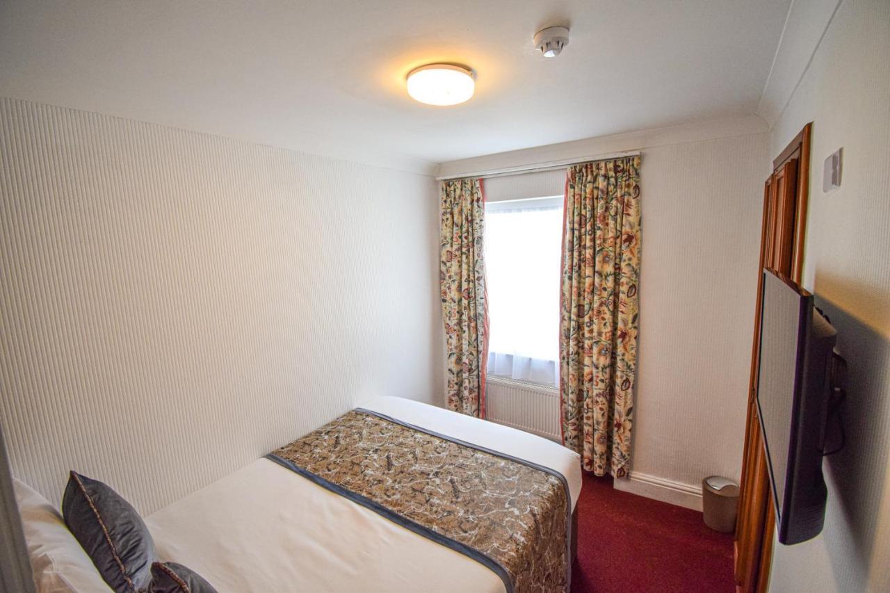 Pembridge Palace Hotel