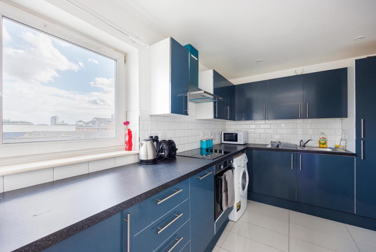 Canary Wharf/docklands/excel Spacious Apt E14
