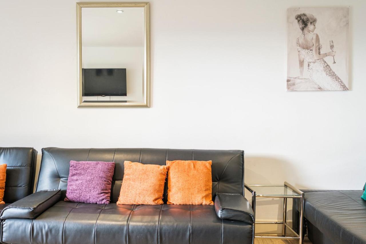 Canary Wharf/docklands/excel Spacious Apt E14 * Londres