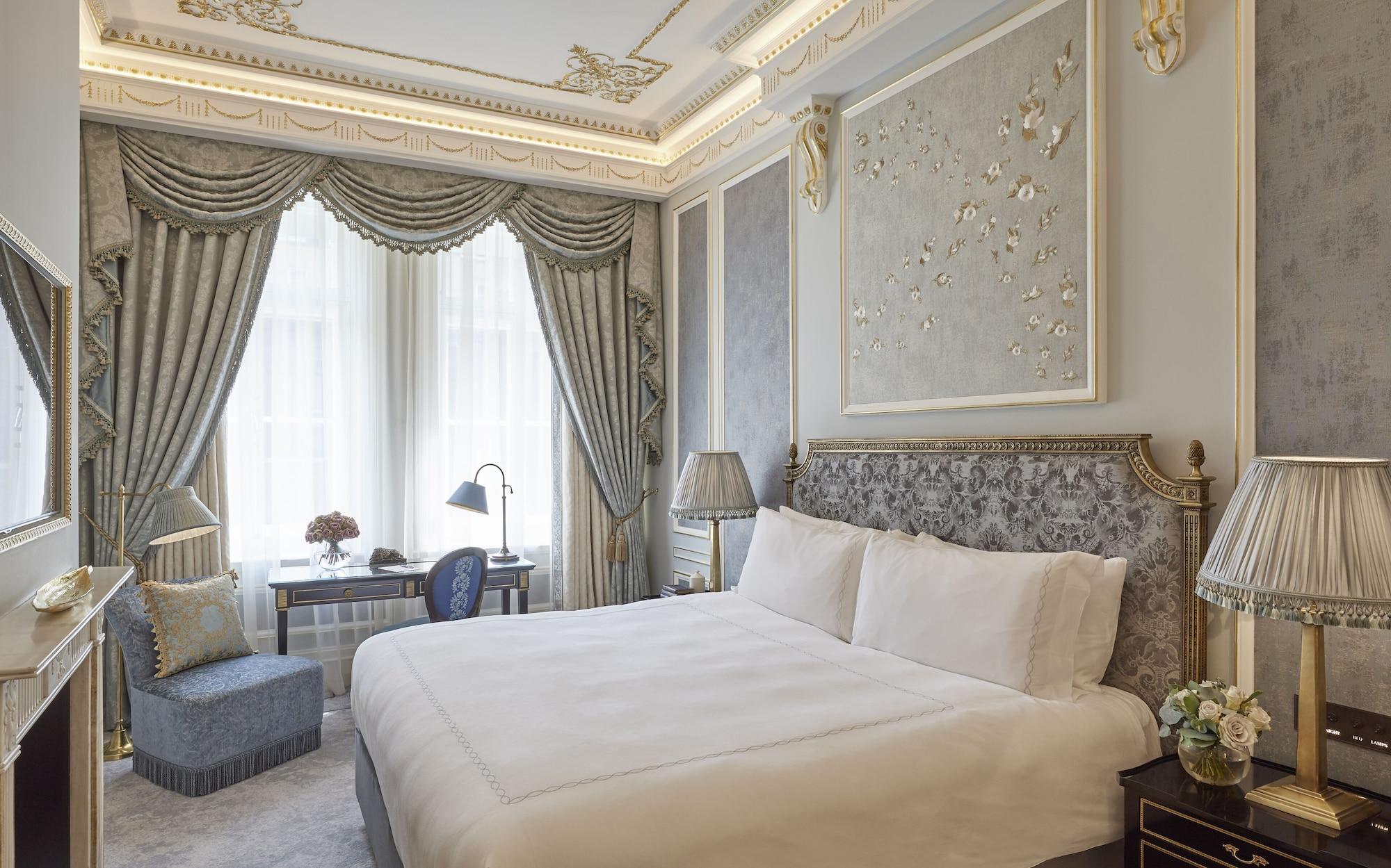 Claridge's, Maybourne Collection 5*