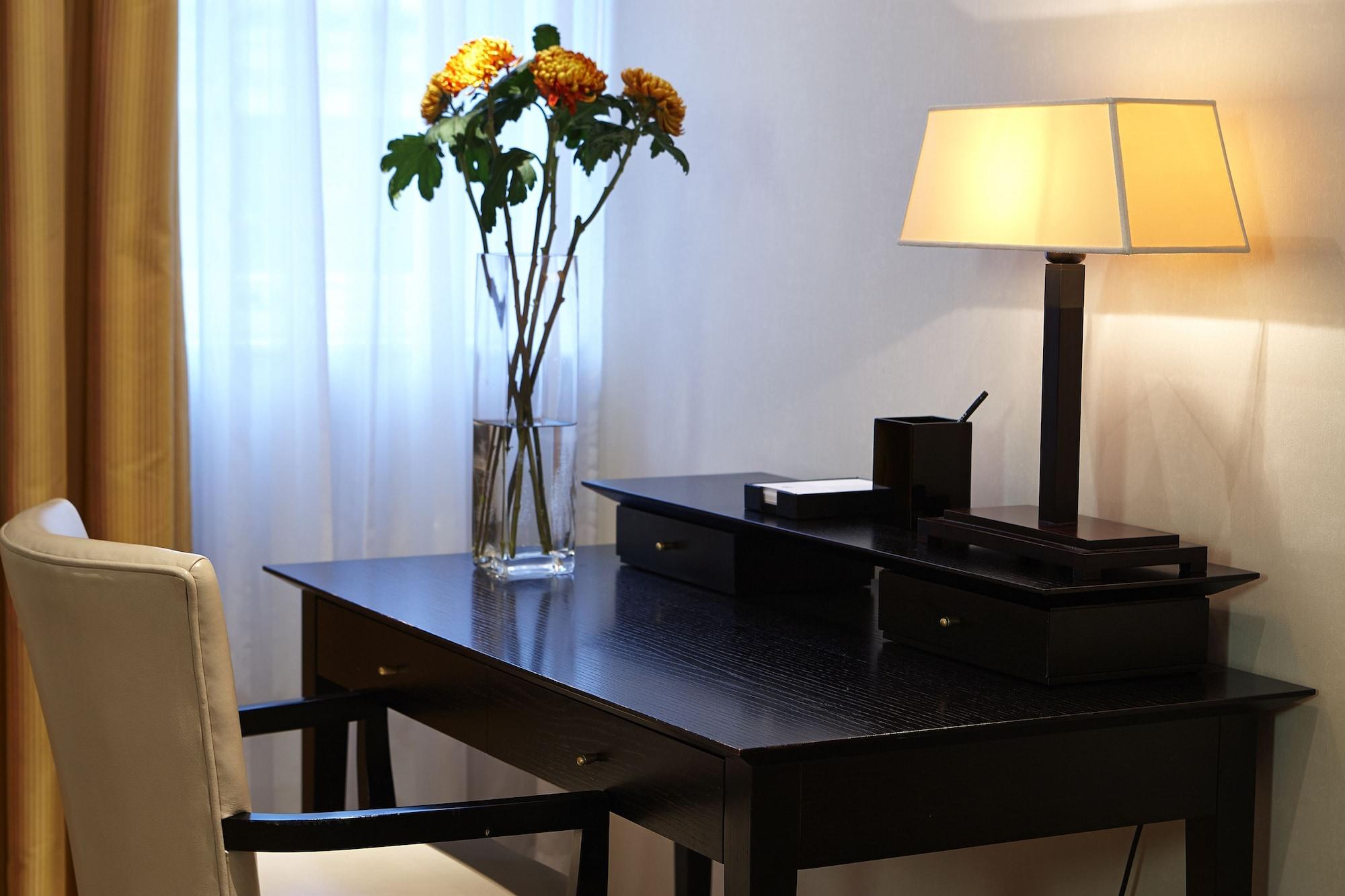 Cheval Phoenix House At Sloane Square Apartahotel