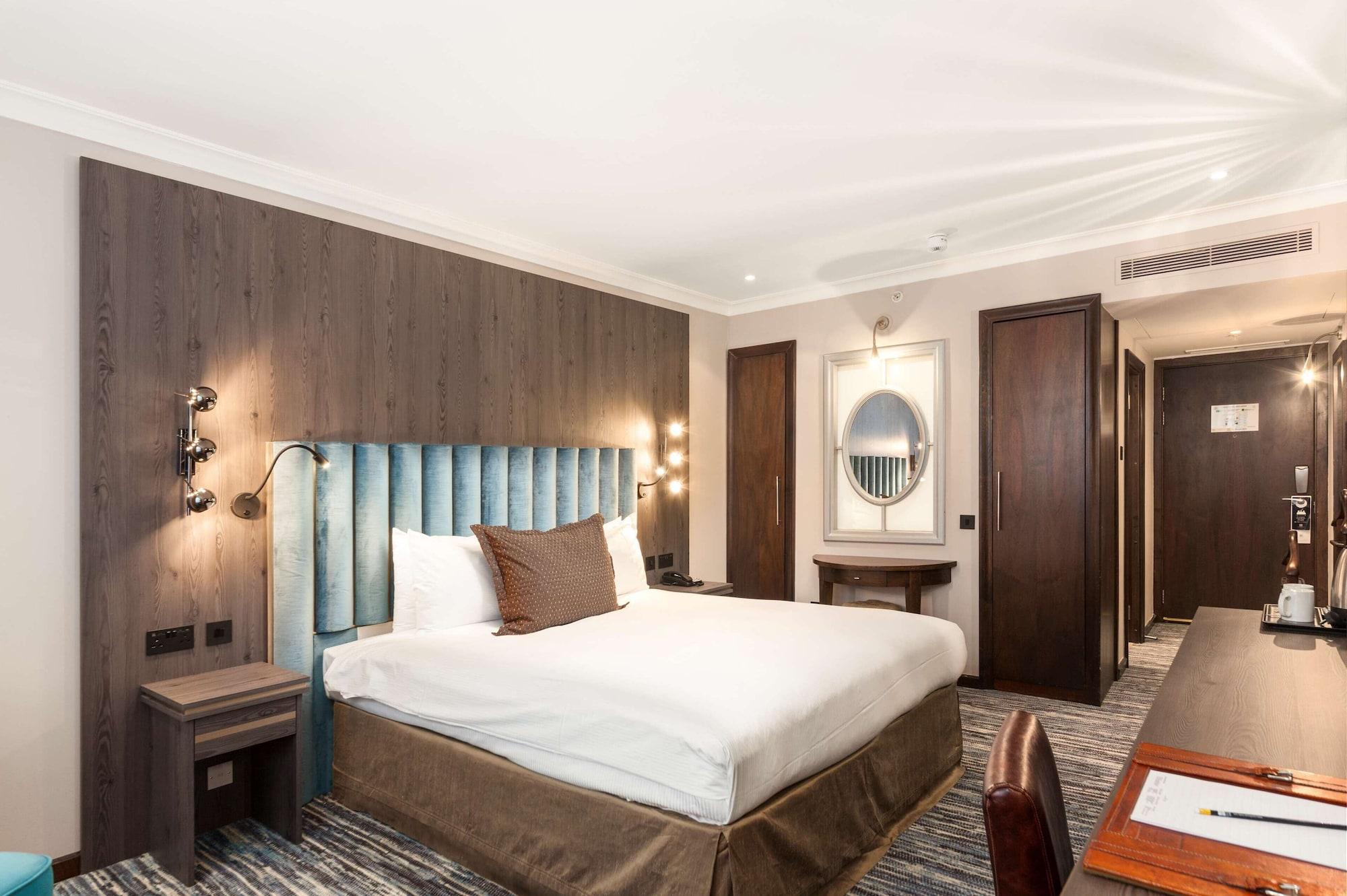 Courthouse Hotel 5*
