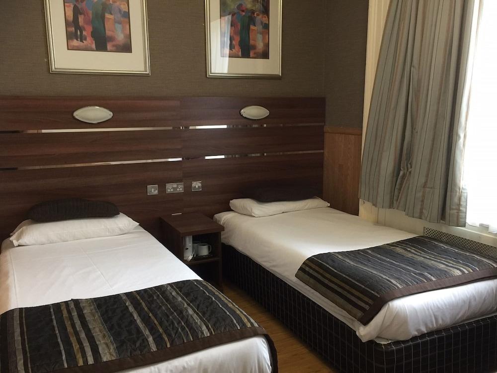 Huttons Hotel, Victoria 3* Londres