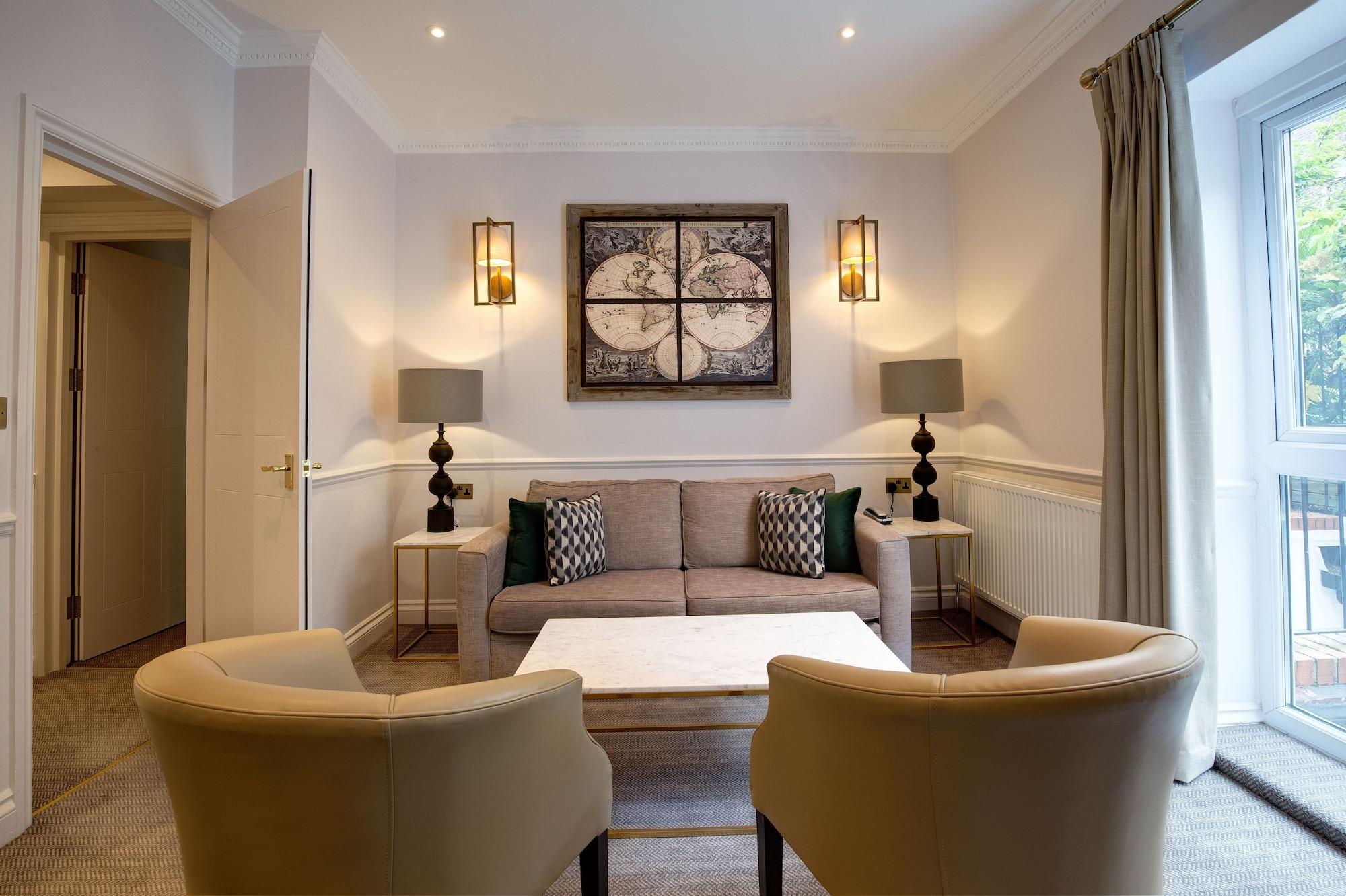 Collingham Serviced 4*