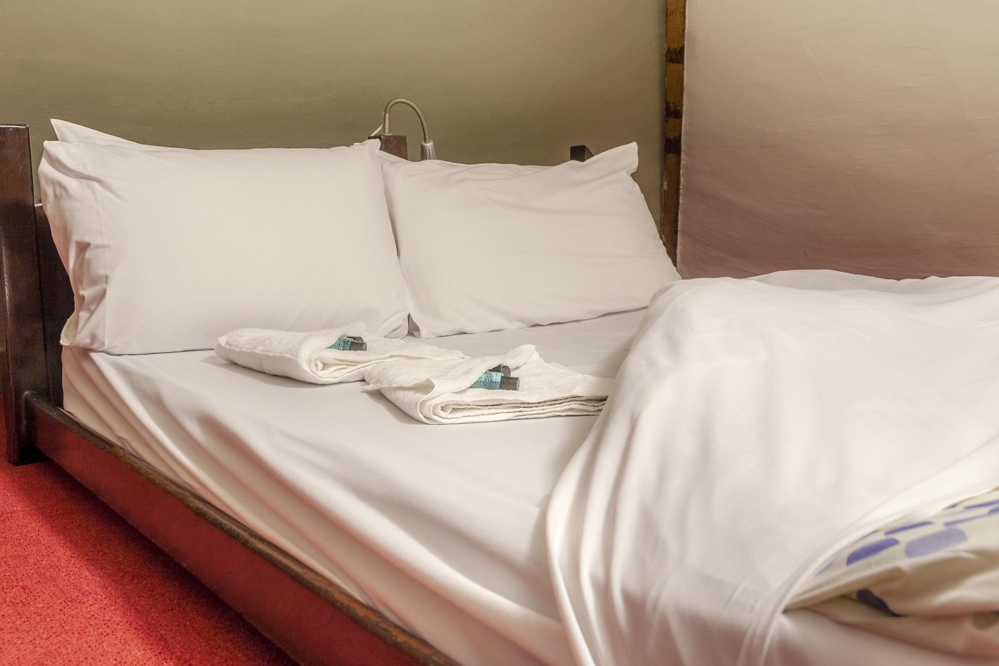 Palmers Alojamiento: Swiss Hostal