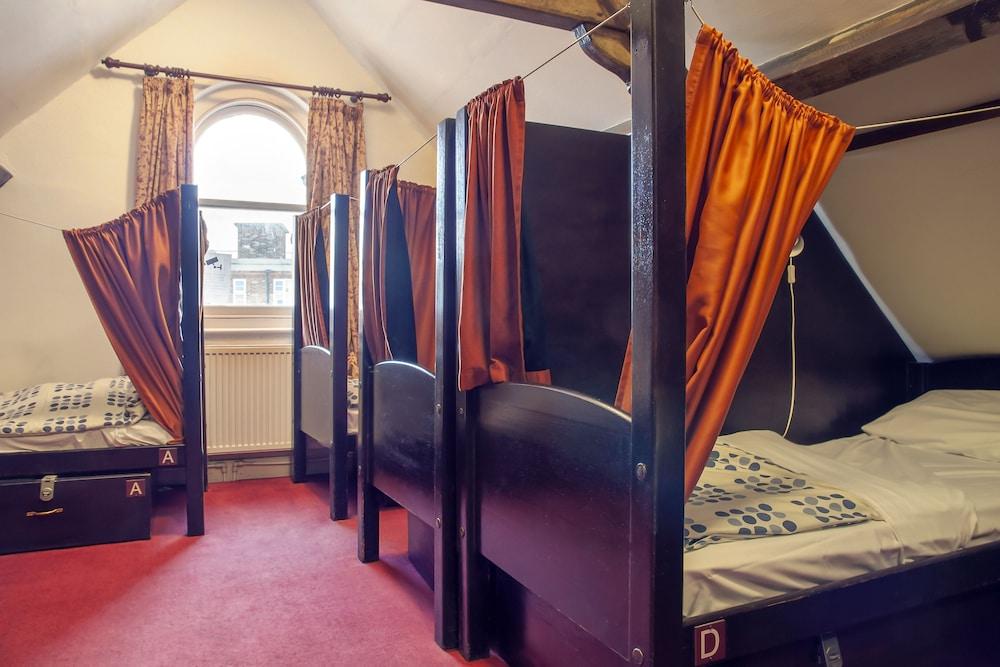 Palmers Alojamiento: Swiss Hostal