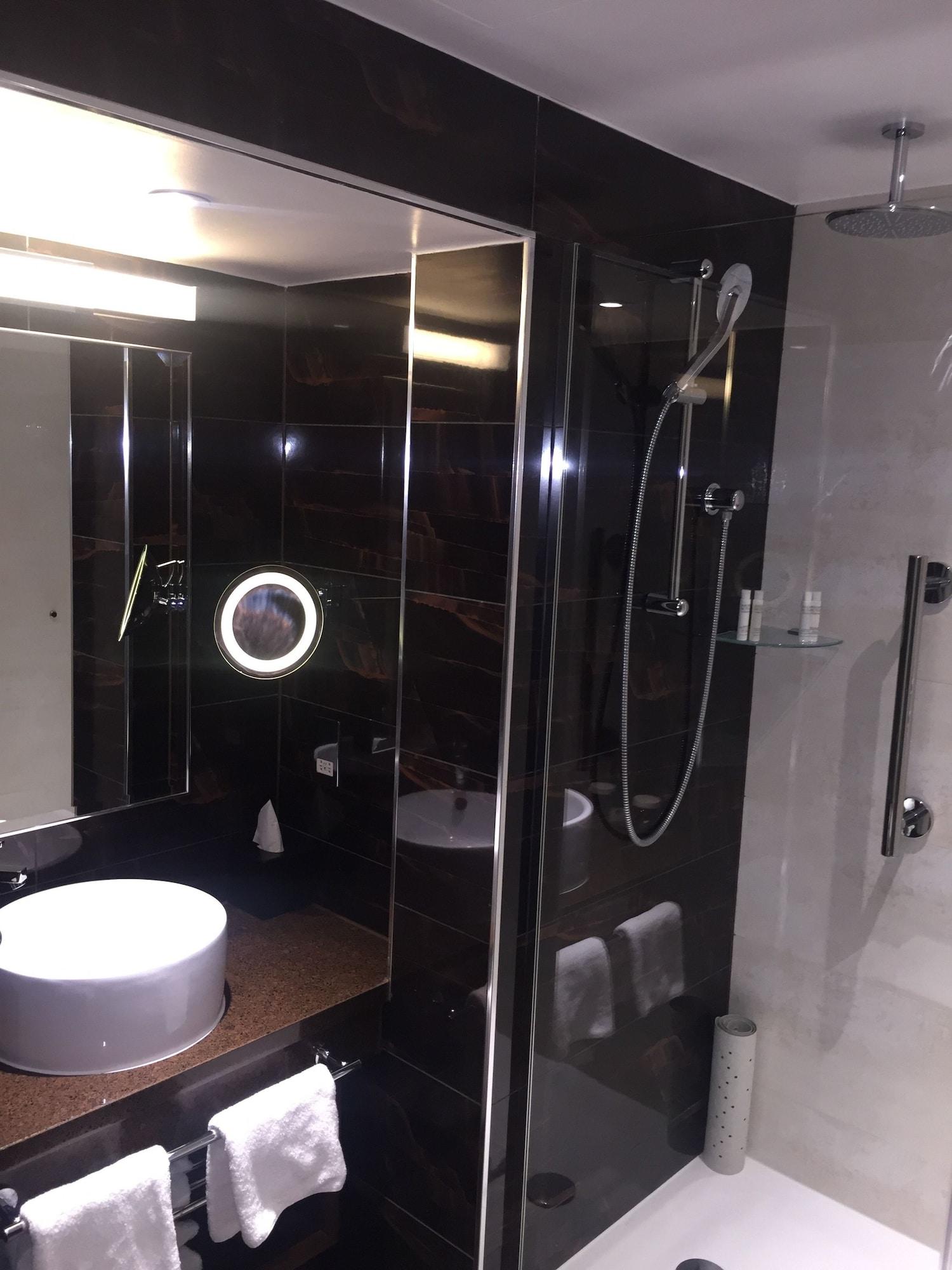 Hotel Doubletree By Hilton - West End 4*