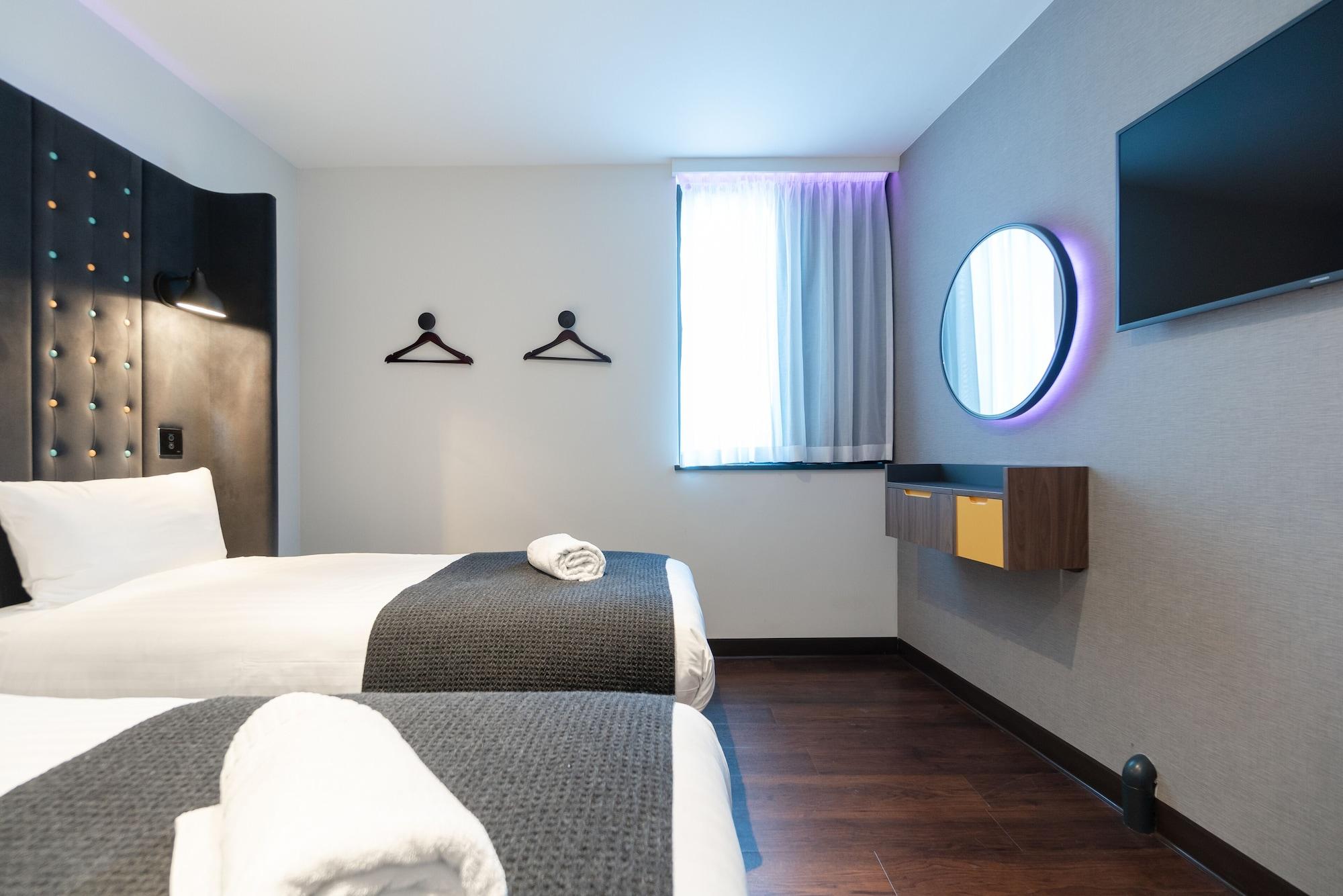 Point A Liverpool Street 3*