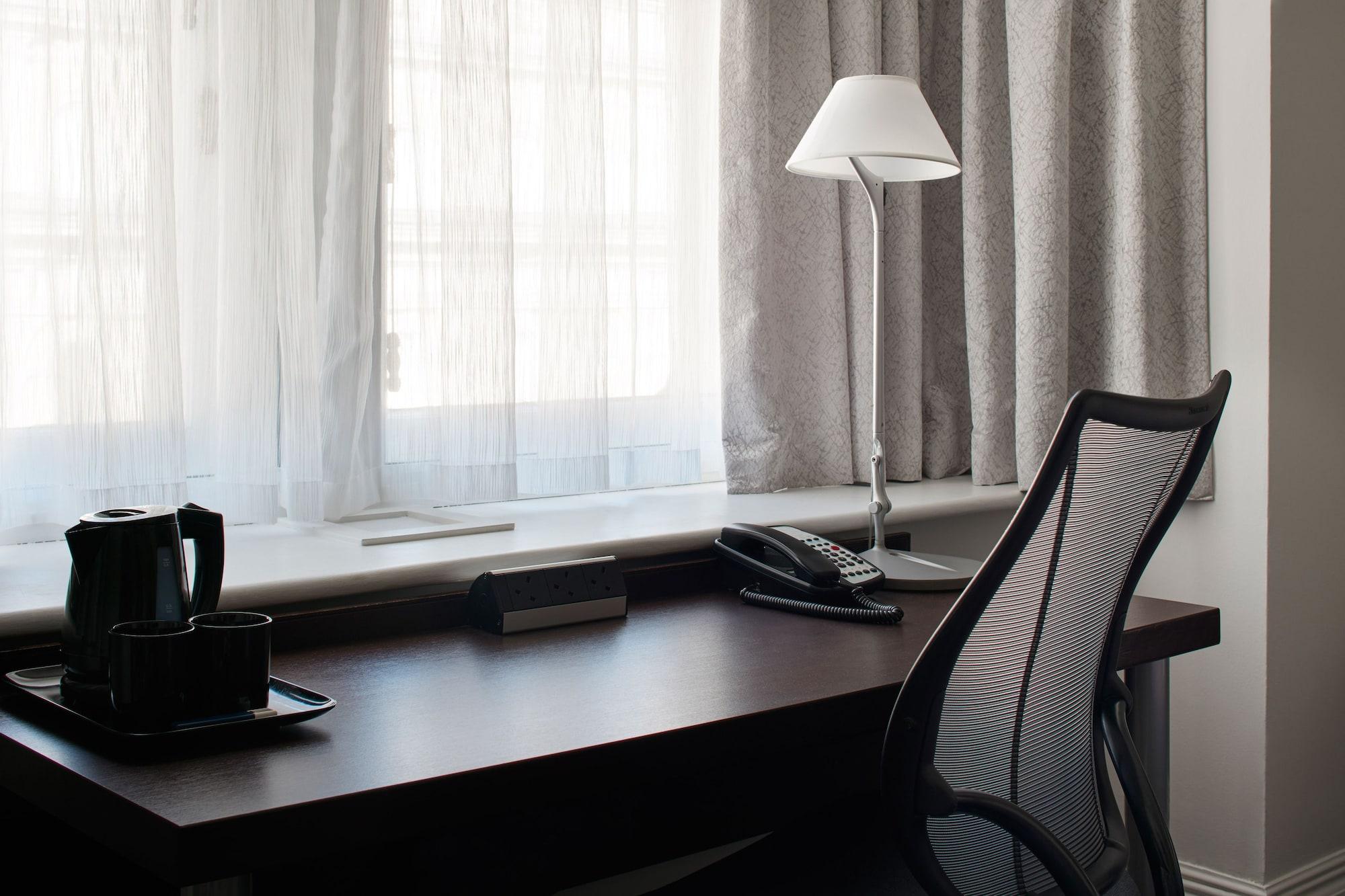 Club Quarters Trafalgar Square, 4*