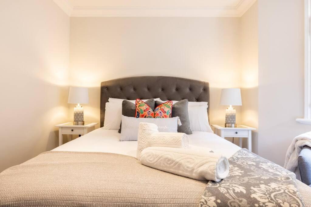 Hébergement de vacances Spacious One Bedroom Flat By South Kensington 3 Month Minimum