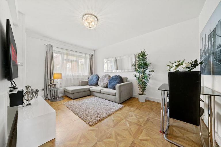 Trinity Large 3 Bed By Tower Bridge Bridge